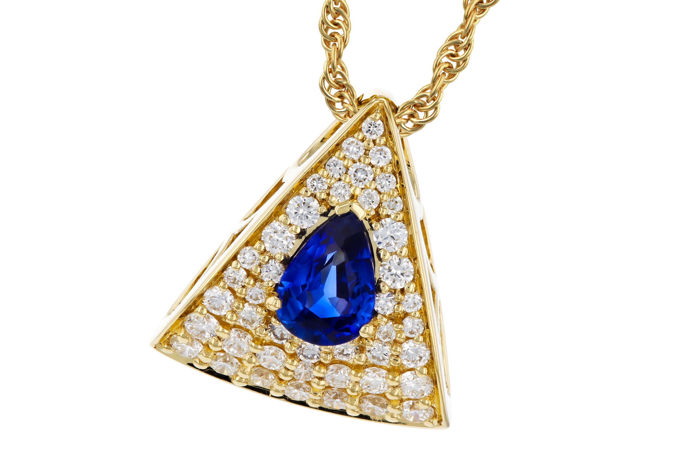 A303-11354: NECKLACE .51 SAPPHIRE .85 TGW (6x4MM SA)